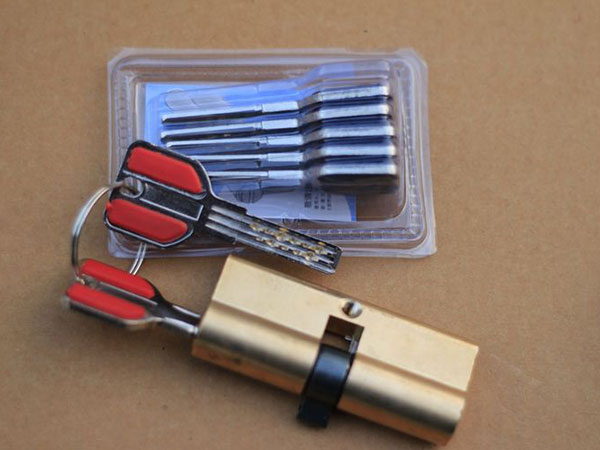 乌什24小时上门开锁公司